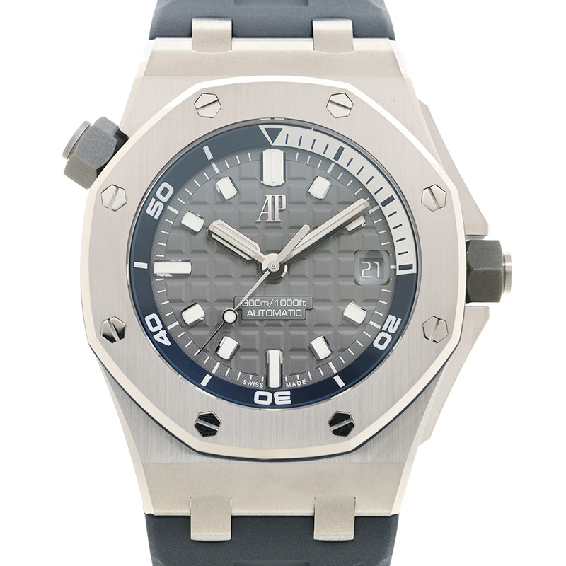 Audemars Piguet Royal Oak Offshore Series 15720ST.OO.A009CA.01