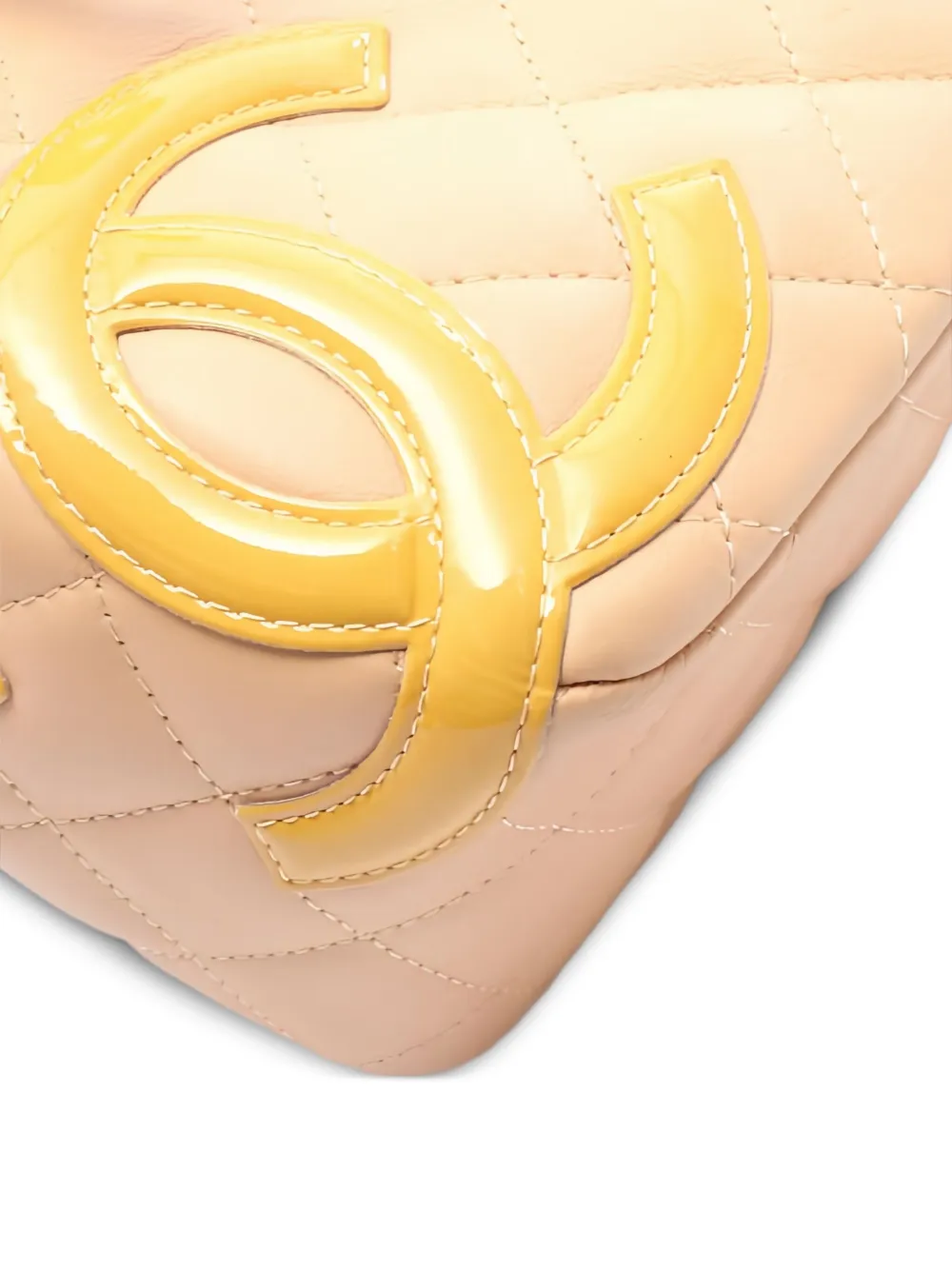 32008859_61807551_1000