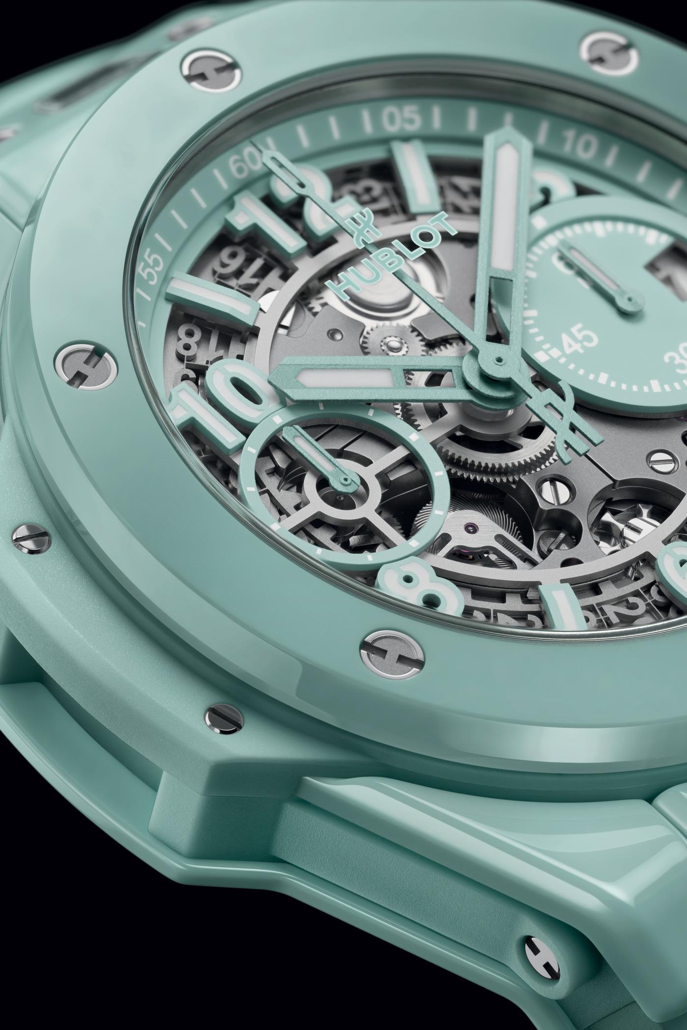 Big-Bang-Unico-Mint-Green-Ceramic-42-mm-Close-Up