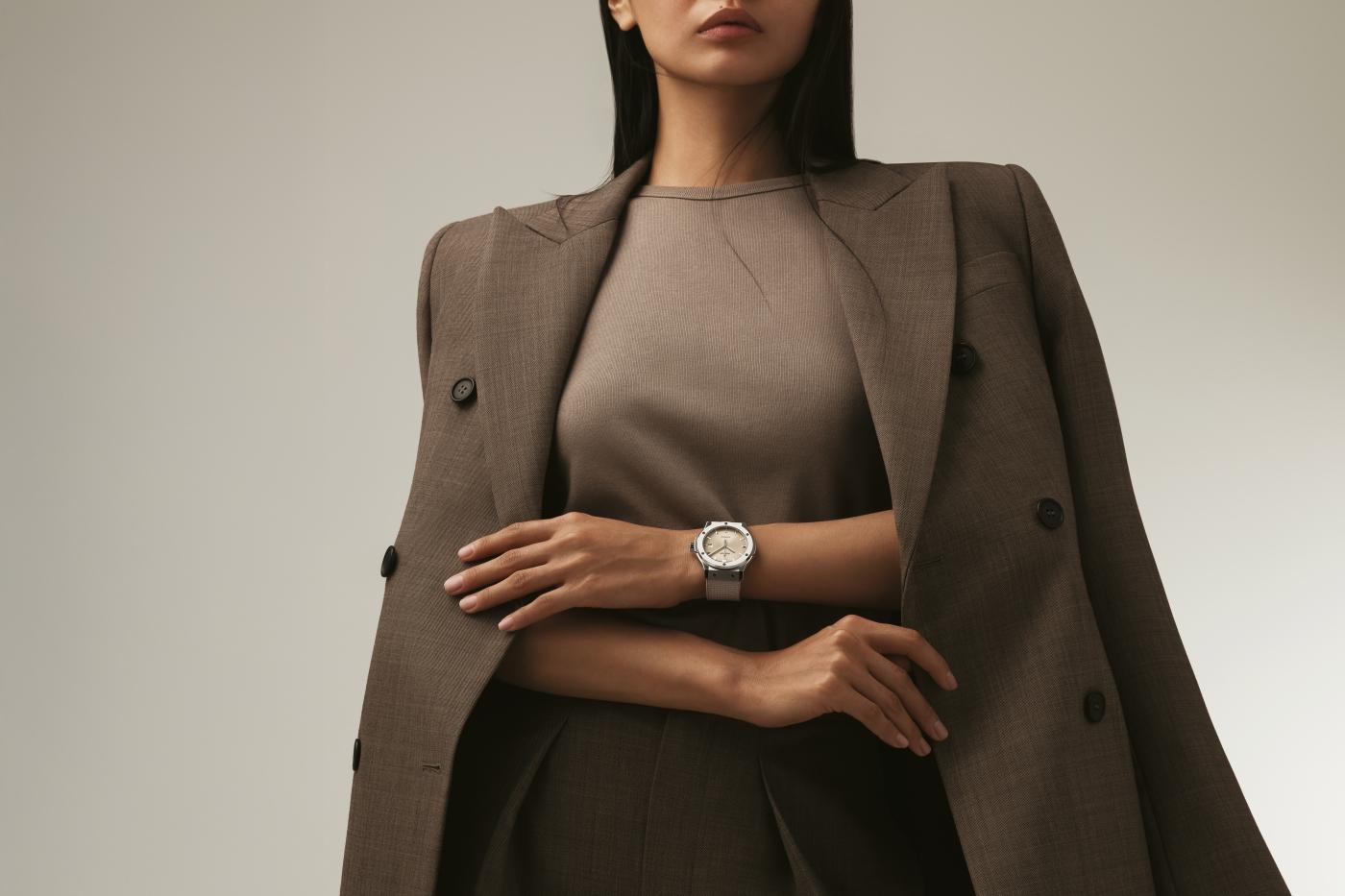 Classic-Fusion-Essential-Taupe-LS-5