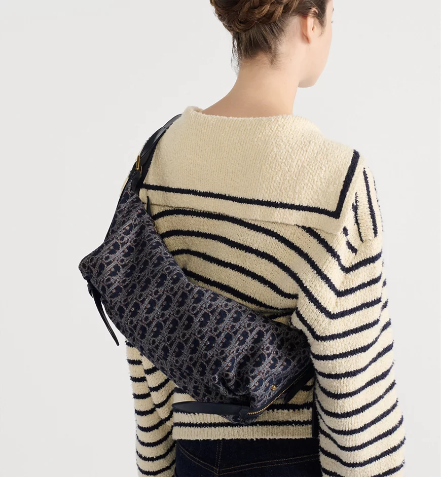 LOOK_F_26_1_LOOK_054_E06