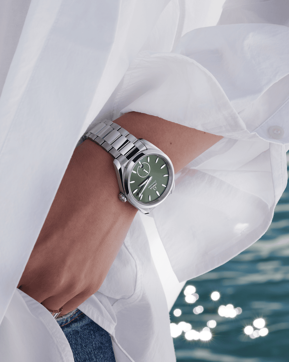omega-seamaster-aqua-terra-150m-co-axial-master-chronometer-small-seconds-38-mm-22010382010001-portrait-3-f665ae